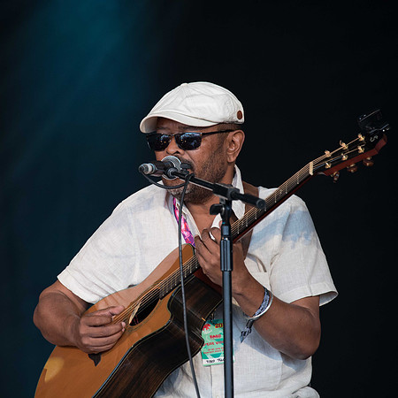 D'Gary, Toko Telo