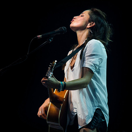 K T Tunstall